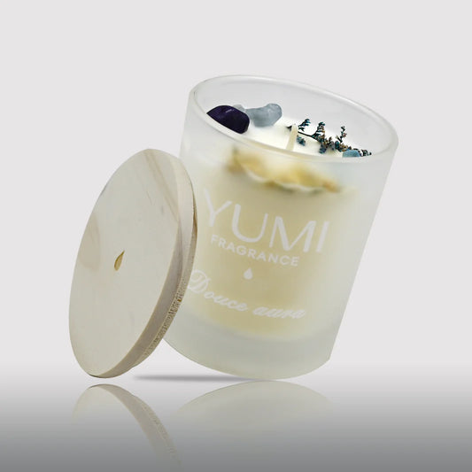 Vela perfumada "Douce Aura", notas olfativas arándano y cupcake