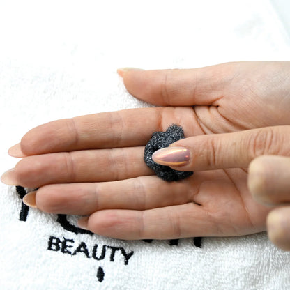 Champú exfoliante limpiador con carbón activado